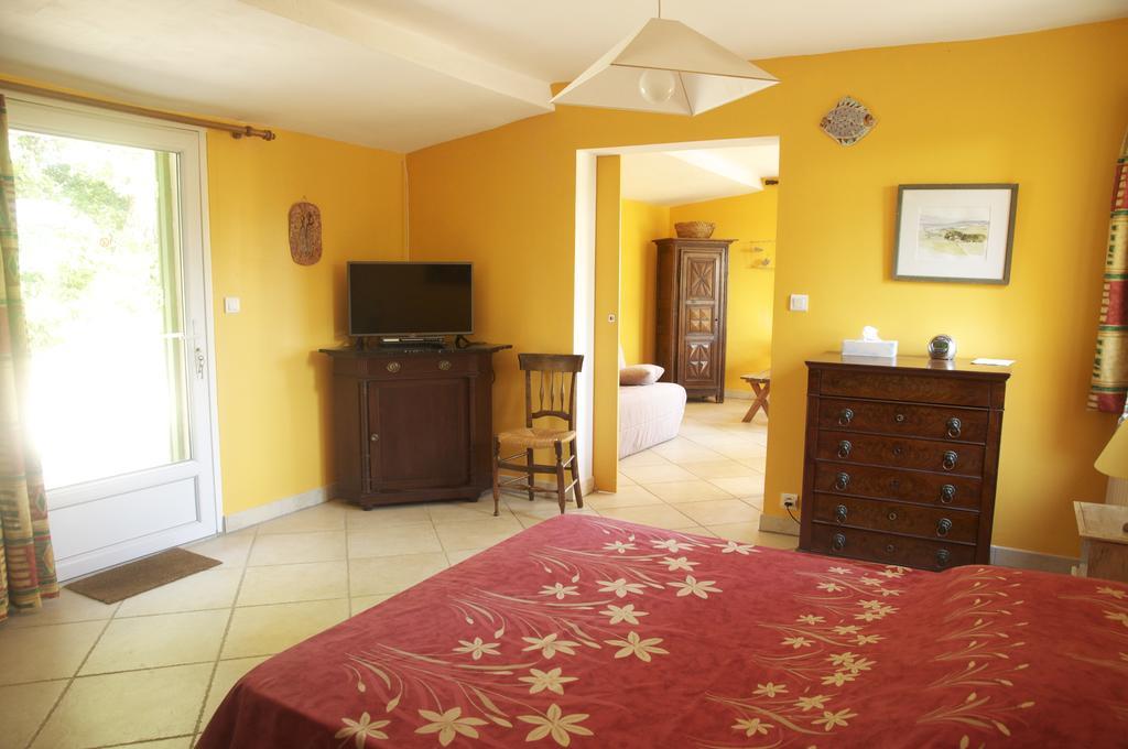 Le Petit Bacalan Villa Mormoiron Oda fotoğraf