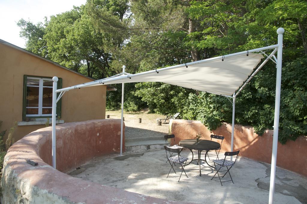 Le Petit Bacalan Villa Mormoiron Oda fotoğraf