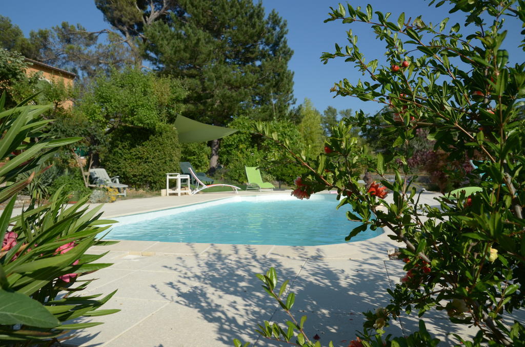 Le Petit Bacalan Villa Mormoiron Oda fotoğraf