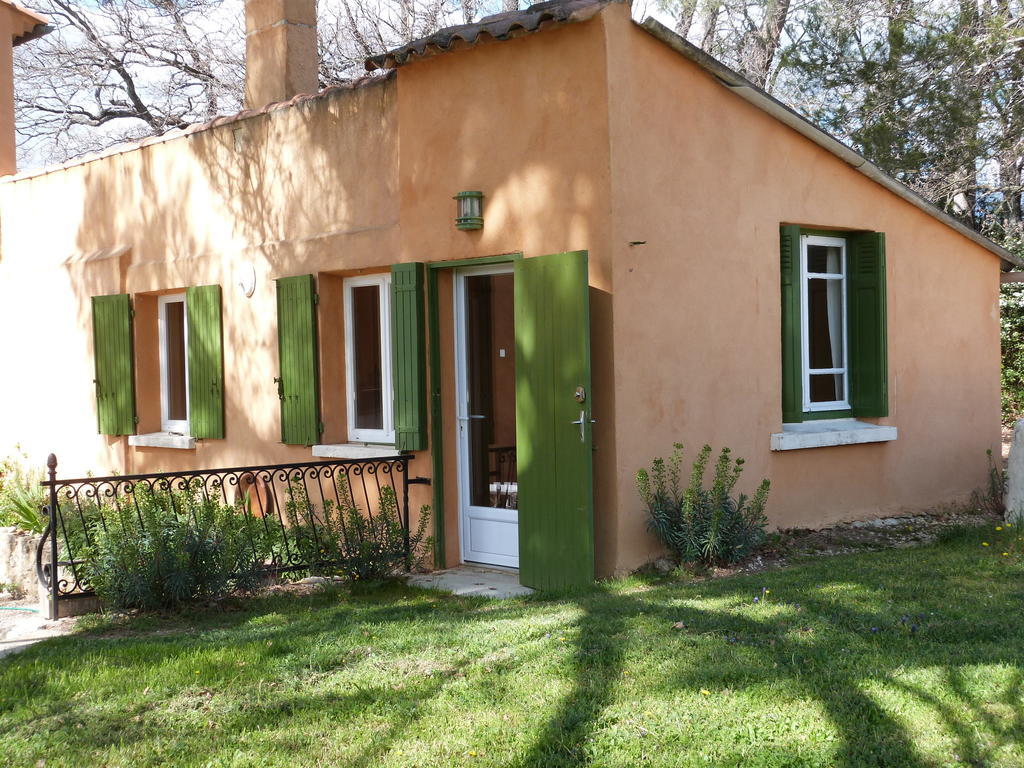 Le Petit Bacalan Villa Mormoiron Oda fotoğraf